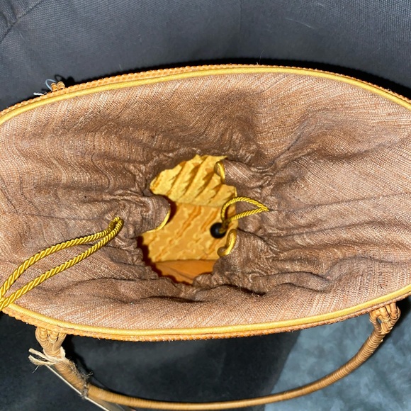 Tommy Bahama Thai Basket Bags - Picture 3 of 9